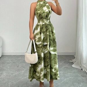 Elegant Green Halter Maxi Dress